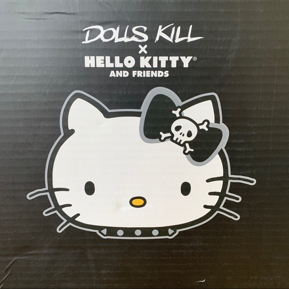 💗Hello Kitty x Dolls Kill💗 Pink Patent Platforms - Picture 13 of 14